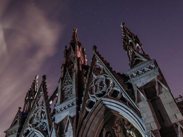 green-wood arches night