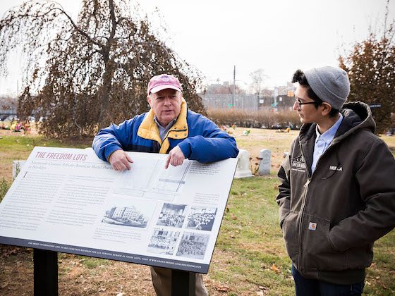 jeff and neela tour guides