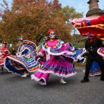 dia de los muertos performers